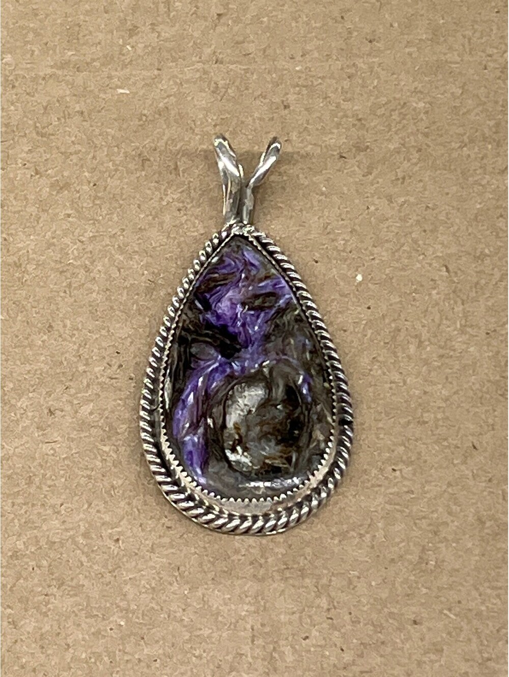 Native American Navajo handmade handmade sterling silver purple spiny pendant
